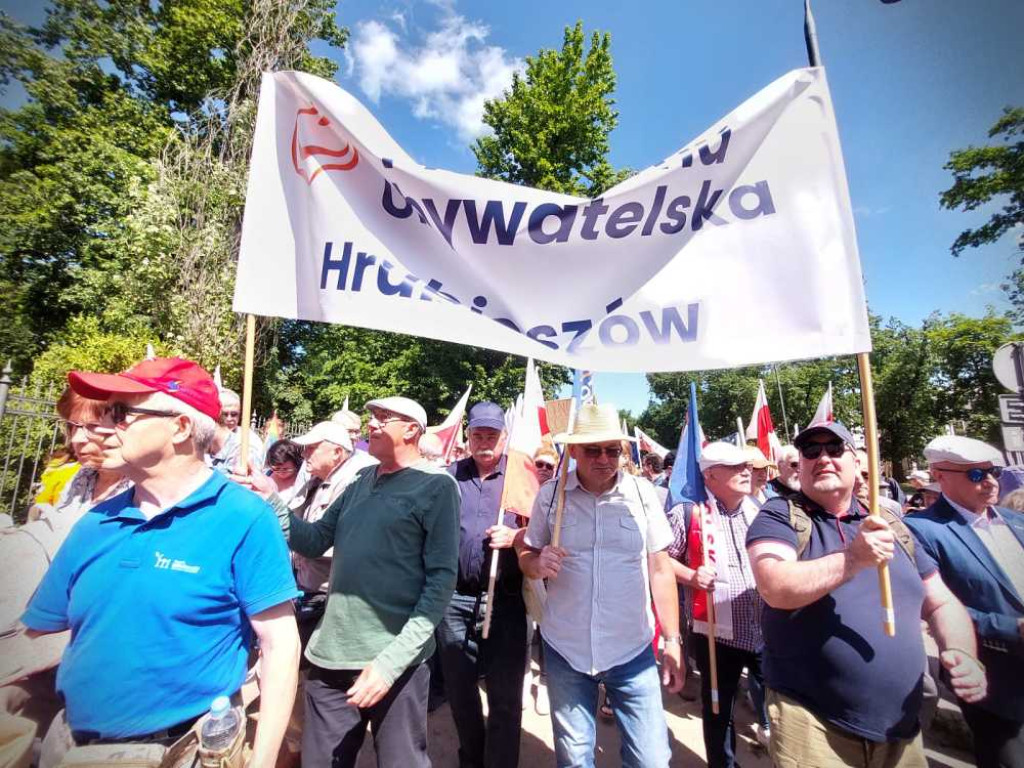 Hrubieszów: Byli na marszu w Warszawie [ZDJĘCIA]