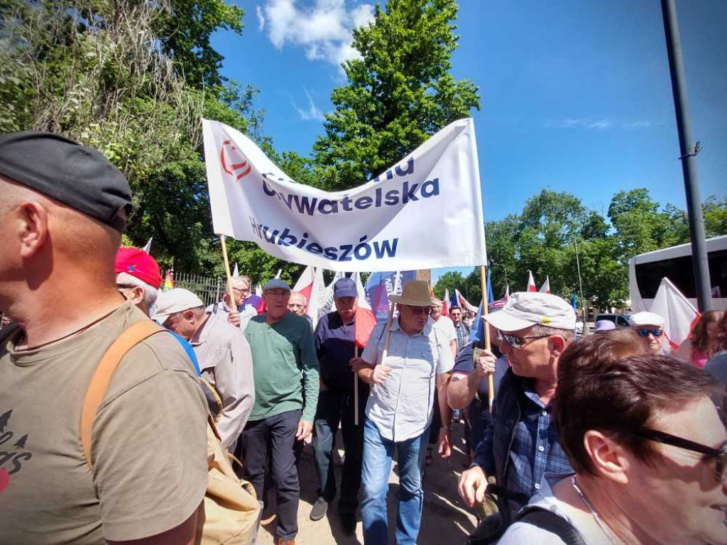Hrubieszów: Byli na marszu w Warszawie [ZDJĘCIA]