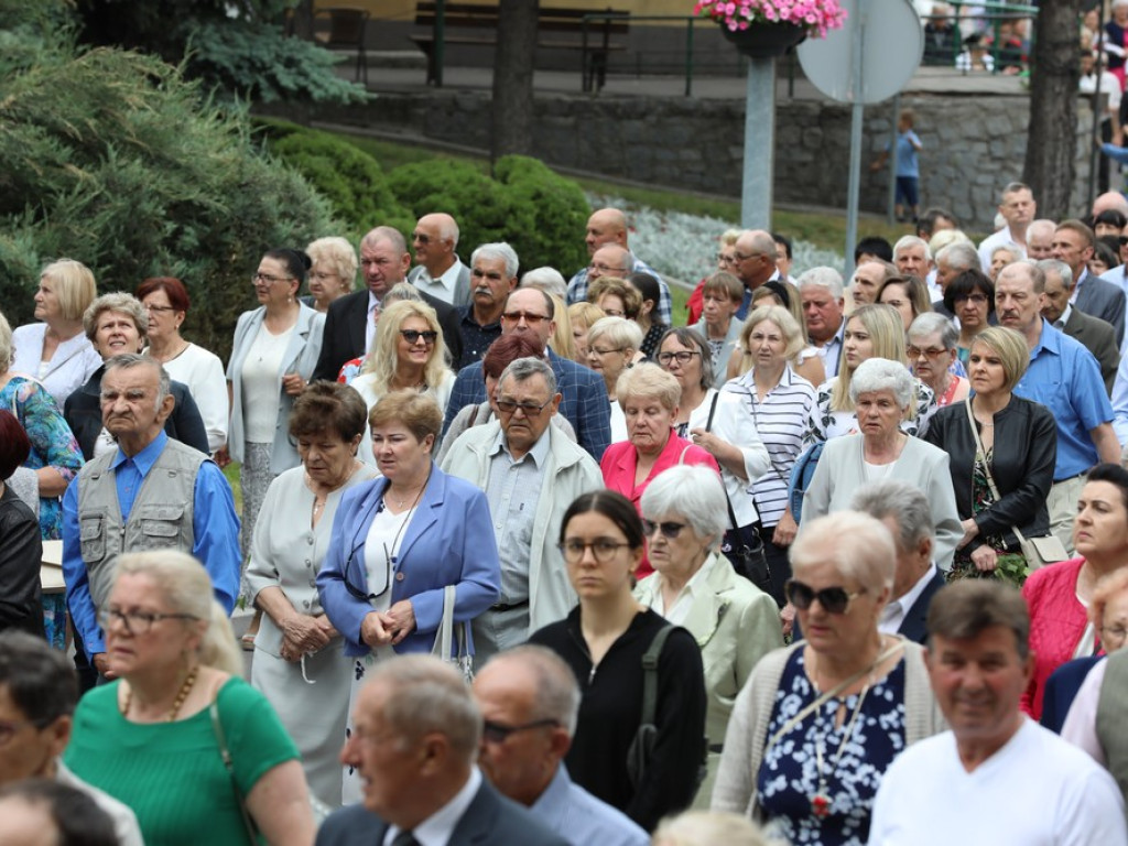 Hrubieszów: Procesja Bożego Ciała w parafiach św. Mikołaja i św. Stanisława Kostki [ZDJĘCIA]