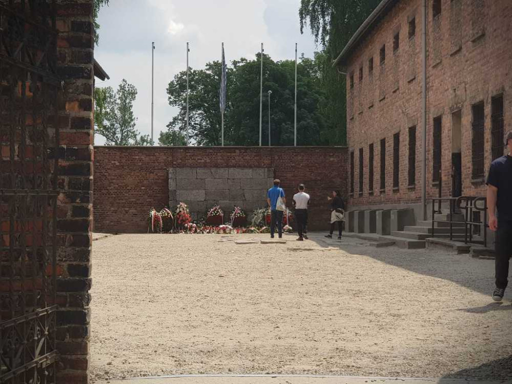 Hrubieszów: Poznawali historię ludobójstwa [ZDJĘCIA]