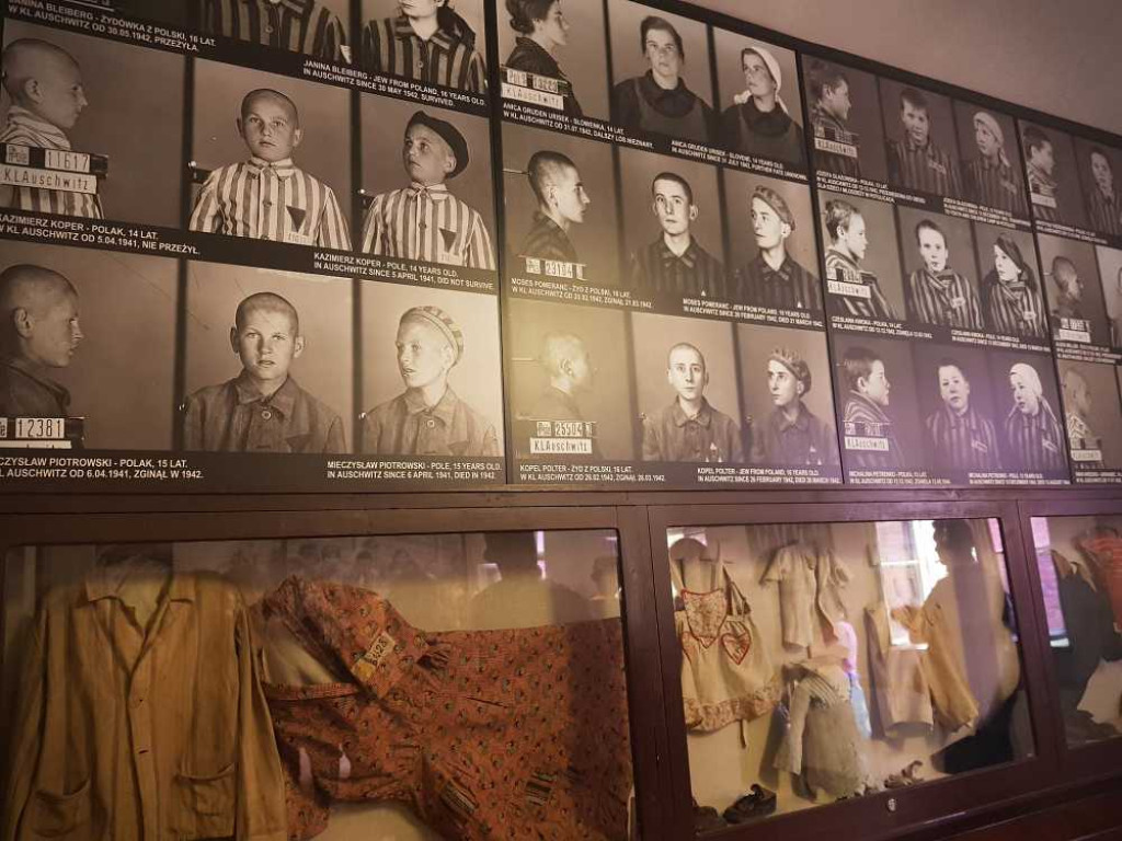 Hrubieszów: Poznawali historię ludobójstwa [ZDJĘCIA]