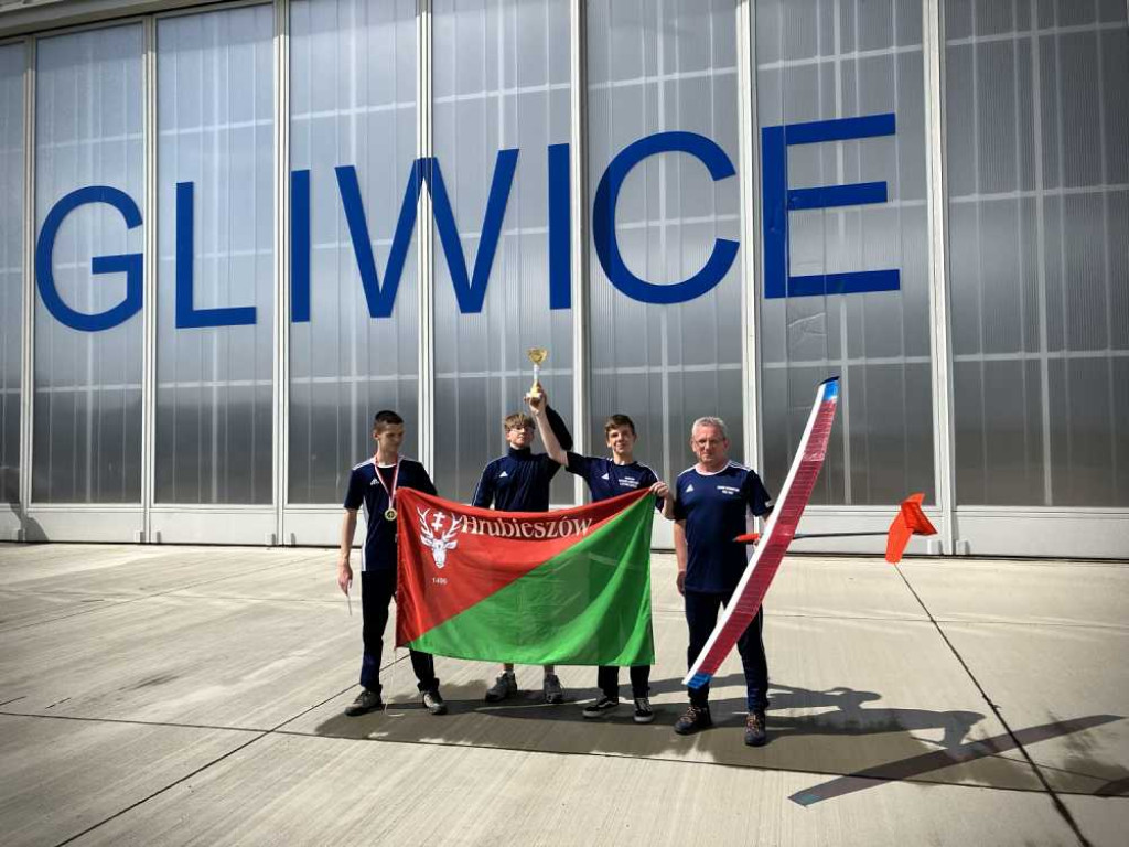Tradycji stało się zadość. Mamy Mistrzów Polski! [ZDJĘCIA]