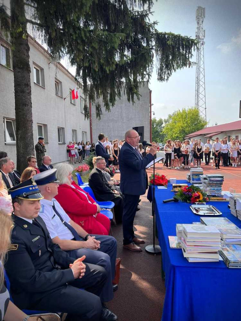 Hrubieszów: Zakończenie roku szkolnego w Kościuszce [ZDJĘCIA]