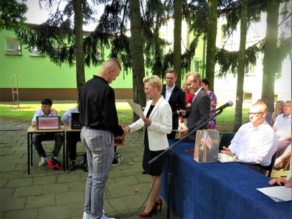 Hrubieszów: Zakończenie roku szkolnego w ZS nr 1 [ZDJĘCIA]