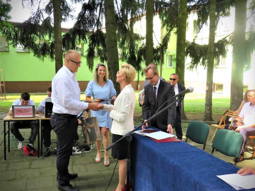 Hrubieszów: Zakończenie roku szkolnego w ZS nr 1 [ZDJĘCIA]
