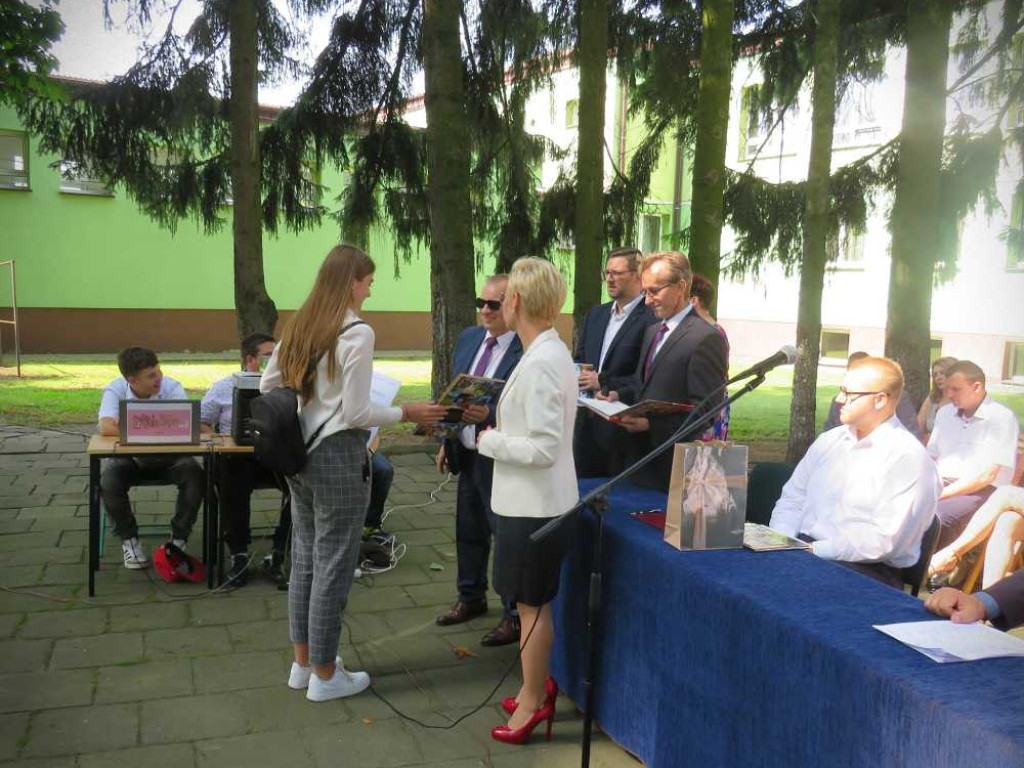 Hrubieszów: Zakończenie roku szkolnego w ZS nr 1 [ZDJĘCIA]