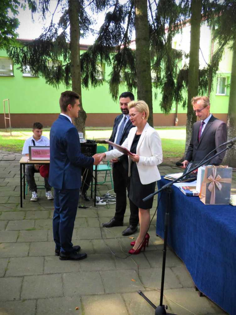 Hrubieszów: Zakończenie roku szkolnego w ZS nr 1 [ZDJĘCIA]