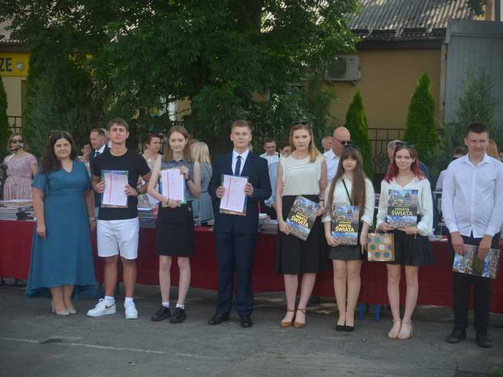 Hrubieszów: Zakończenie roku szkolnego w Staszicu [ZDJĘCIA]