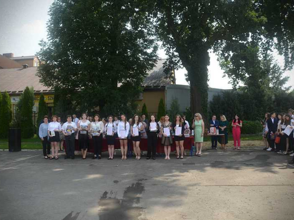 Hrubieszów: Zakończenie roku szkolnego w Staszicu [ZDJĘCIA]