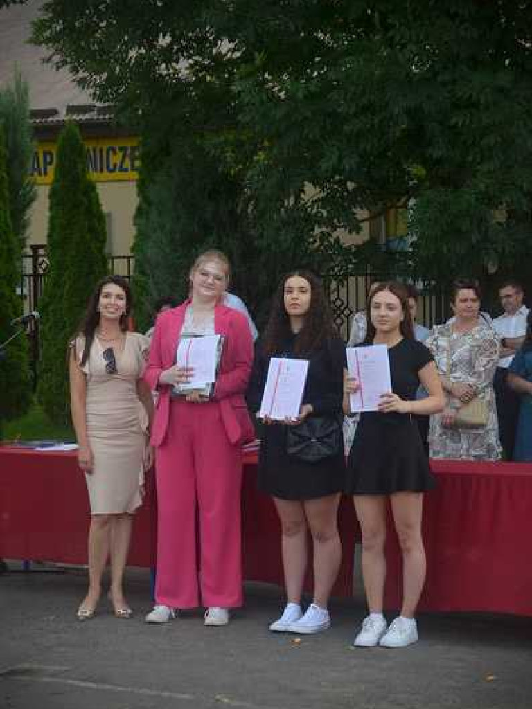 Hrubieszów: Zakończenie roku szkolnego w Staszicu [ZDJĘCIA]