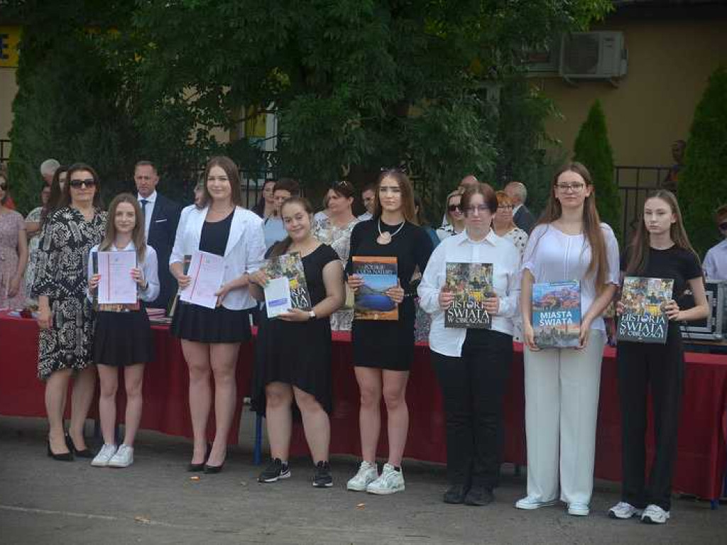 Hrubieszów: Zakończenie roku szkolnego w Staszicu [ZDJĘCIA]