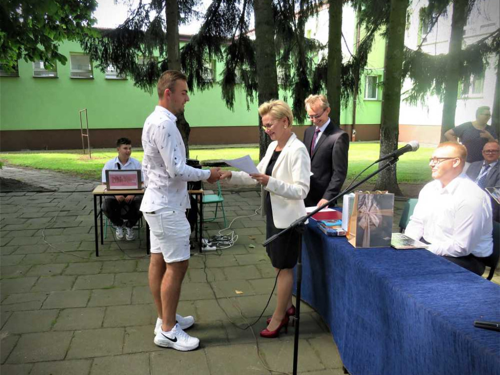 Hrubieszów: Otrzymali certyfikaty Europass [ZDJĘCIA]