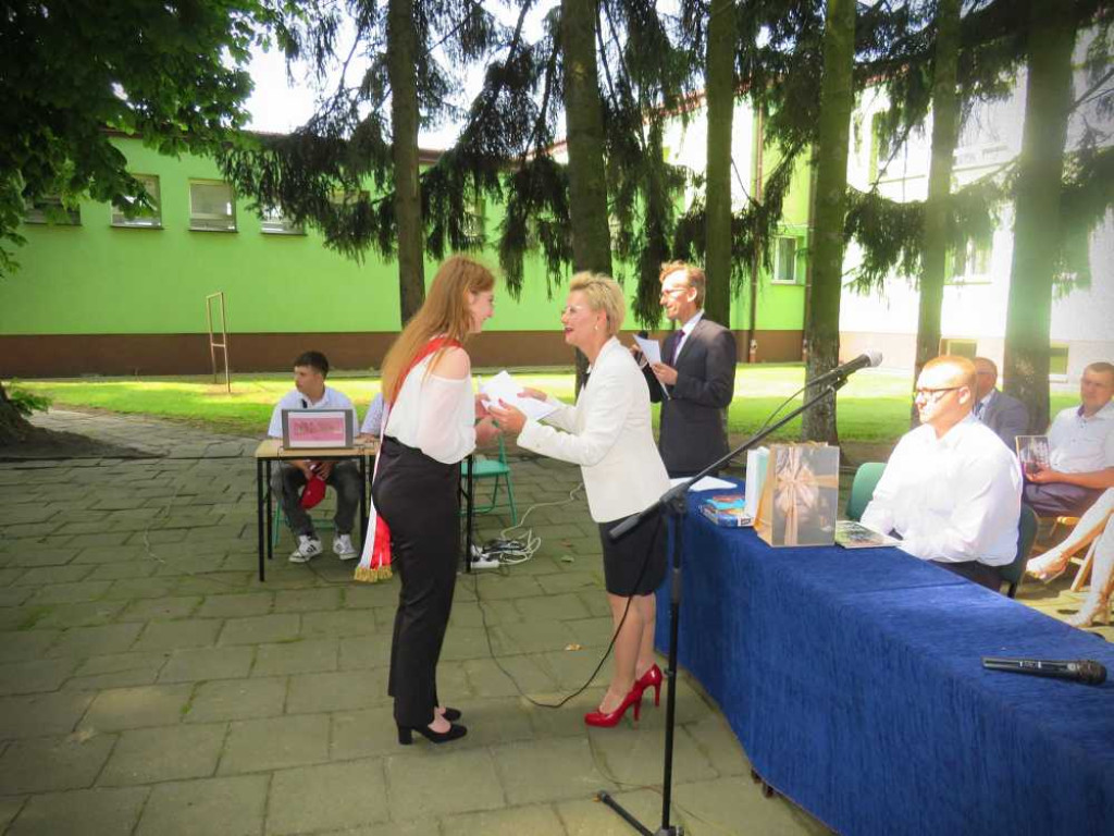 Hrubieszów: Otrzymali certyfikaty Europass [ZDJĘCIA]