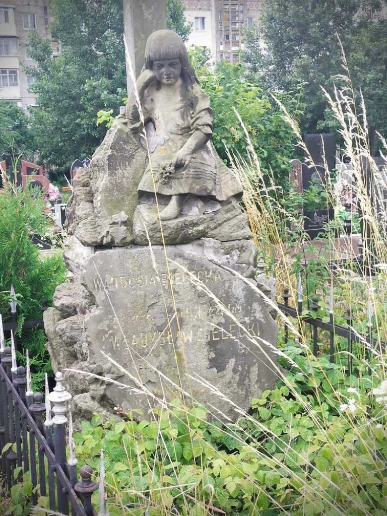 Hrubieszów: Uporządkowali polskie groby w Sokalu [ZDJĘCIA]