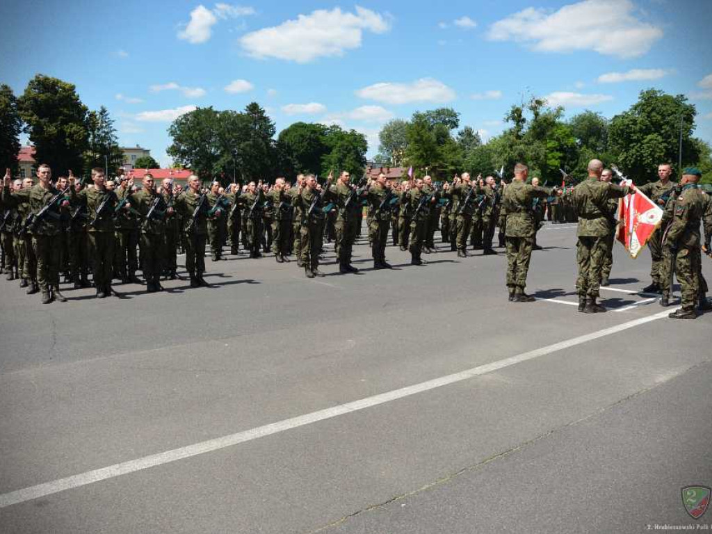 Hrubieszów: Wojskowa przysięga i Święto Strzelca Konnego [ZDJĘCIA]