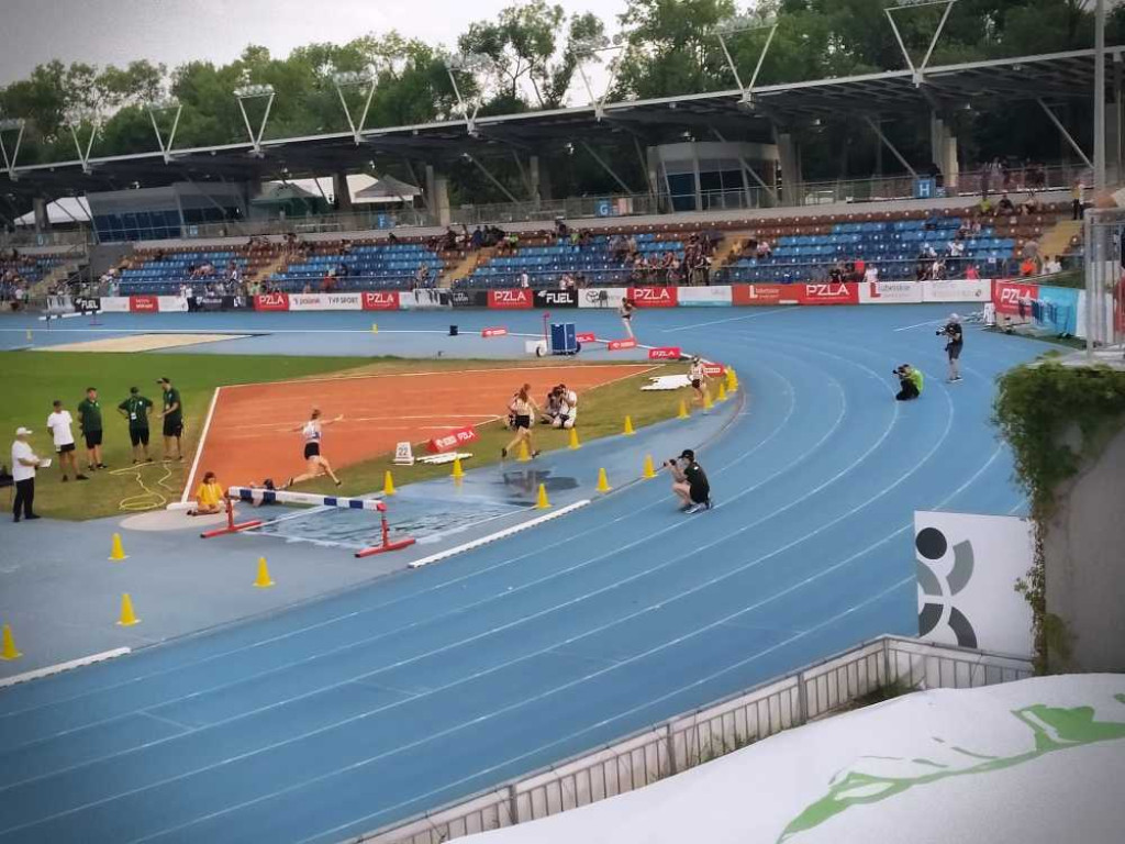 Dwa 8 miejsca lekkoatletów Unii Hrubieszów na Mistrzostwach Polski Juniorów. Dwa złote medale Bartka Kitlińskiego! [ZDJĘCIA]