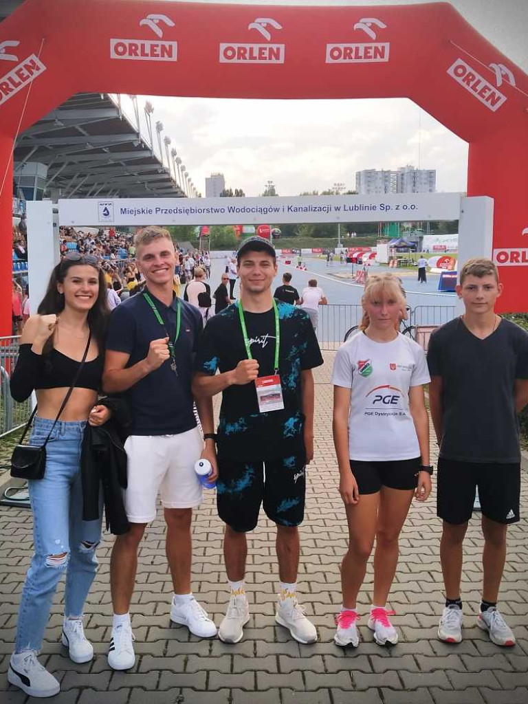 Dwa 8 miejsca lekkoatletów Unii Hrubieszów na Mistrzostwach Polski Juniorów. Dwa złote medale Bartka Kitlińskiego! [ZDJĘCIA]