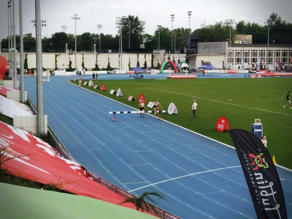 Dwa 8 miejsca lekkoatletów Unii Hrubieszów na Mistrzostwach Polski Juniorów. Dwa złote medale Bartka Kitlińskiego! [ZDJĘCIA]