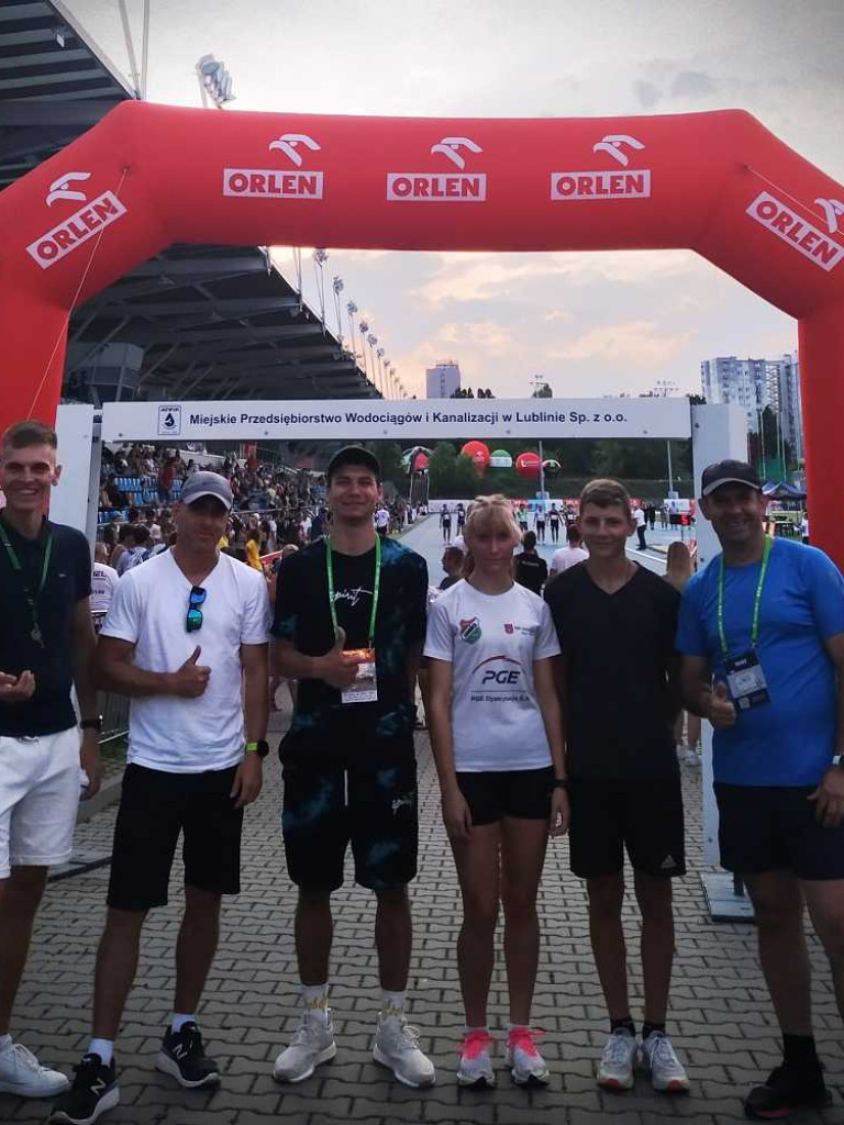 Dwa 8 miejsca lekkoatletów Unii Hrubieszów na Mistrzostwach Polski Juniorów. Dwa złote medale Bartka Kitlińskiego! [ZDJĘCIA]