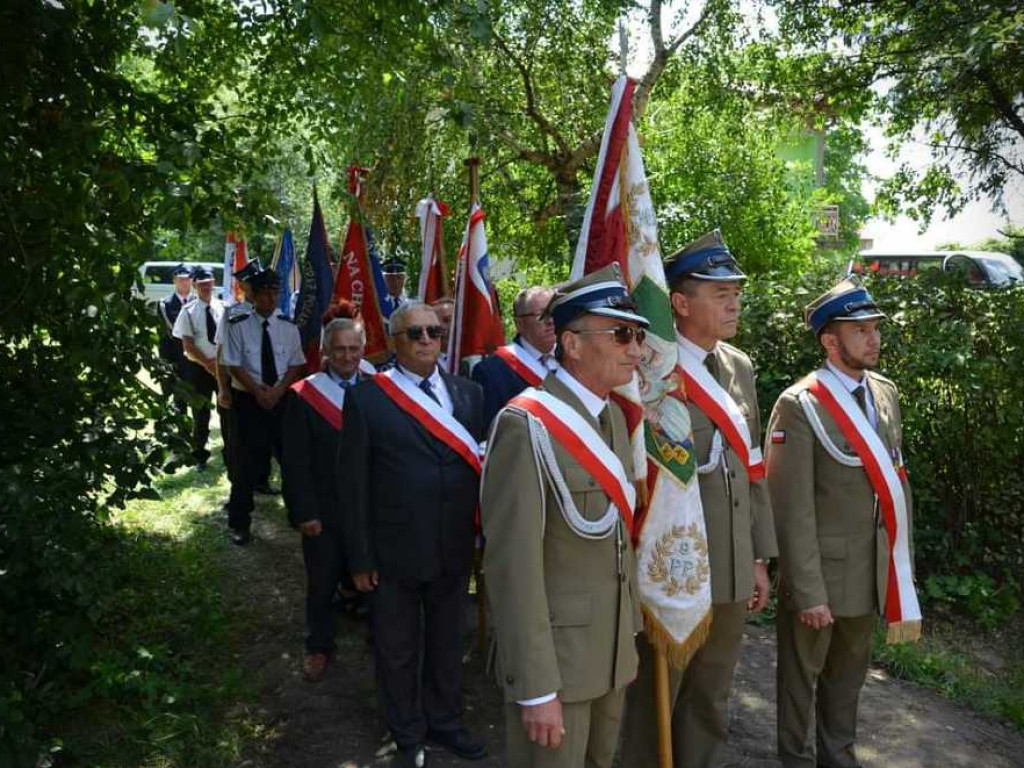ŚZŻAK Hrubieszów na uroczystościach w Zawalowie Kolonii [ZDJĘCIA]