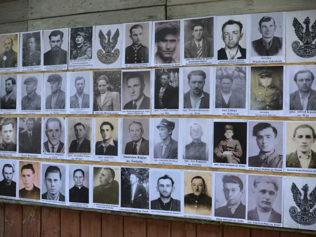 ŚZŻAK Hrubieszów na uroczystościach w Zawalowie Kolonii [ZDJĘCIA]