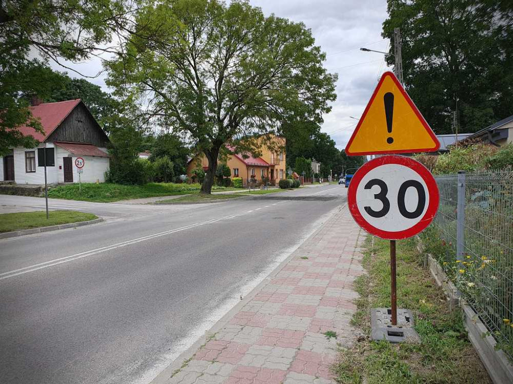 Hrubieszów: Nawierzchnia na ulicy Piłsudskiego [ZDJĘCIA]