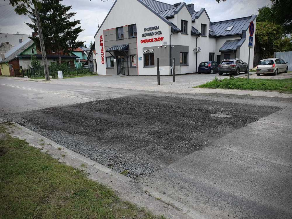 Hrubieszów: Nawierzchnia na ulicy Piłsudskiego [ZDJĘCIA]