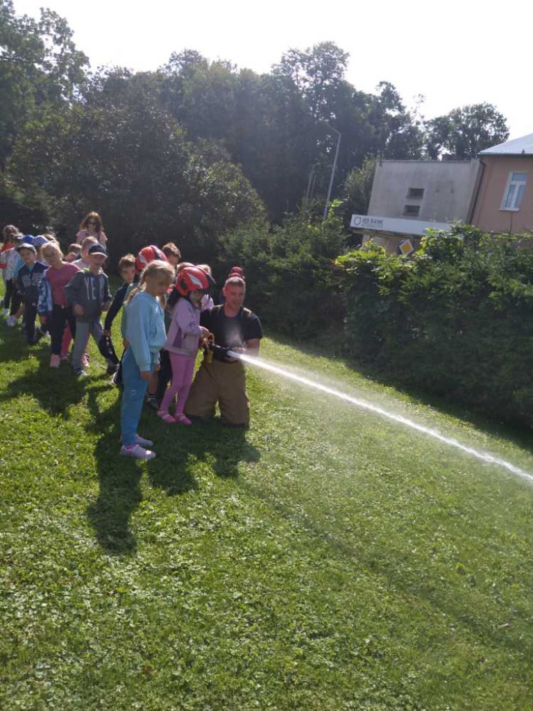 Hrubieszów: Strażacy u przedszkolaków [ZDJĘCIA]