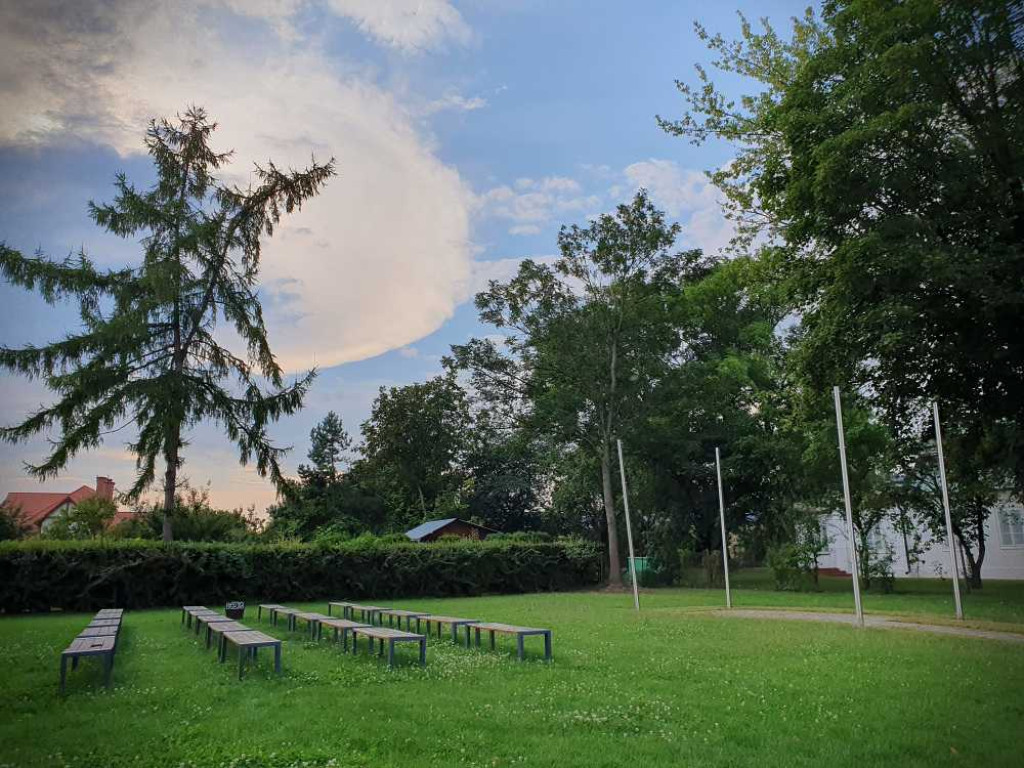 Hrubieszów: Scena plenerowa za HDK [ZDJĘCIA]