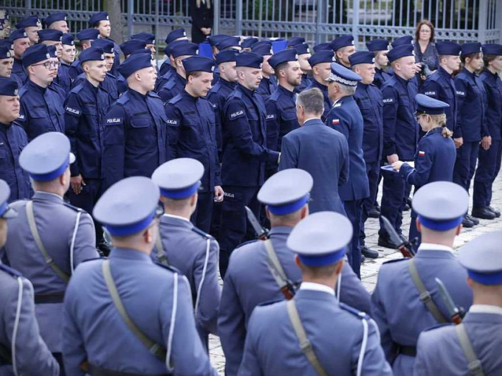 Hrubieszów: Nowi policjanci [ZDJĘCIA]