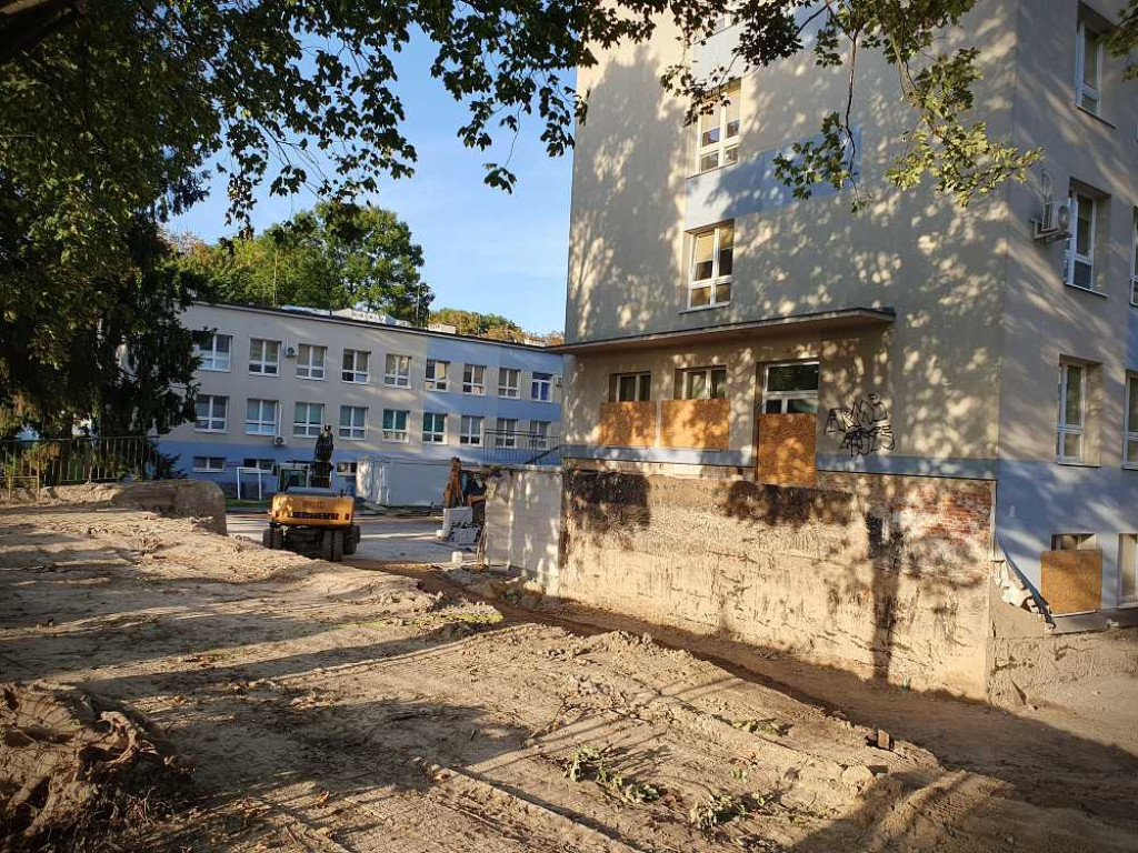 Hrubieszów: Trwa rozbudowa izby przyjęć [ZDJĘCIA]