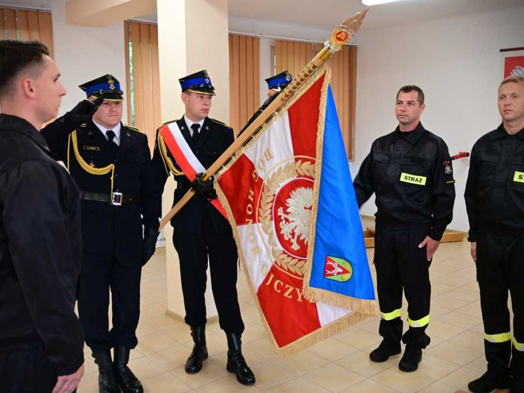 Hrubieszów: Ślubowanie nowych strażaków [ZDJĘCIA]