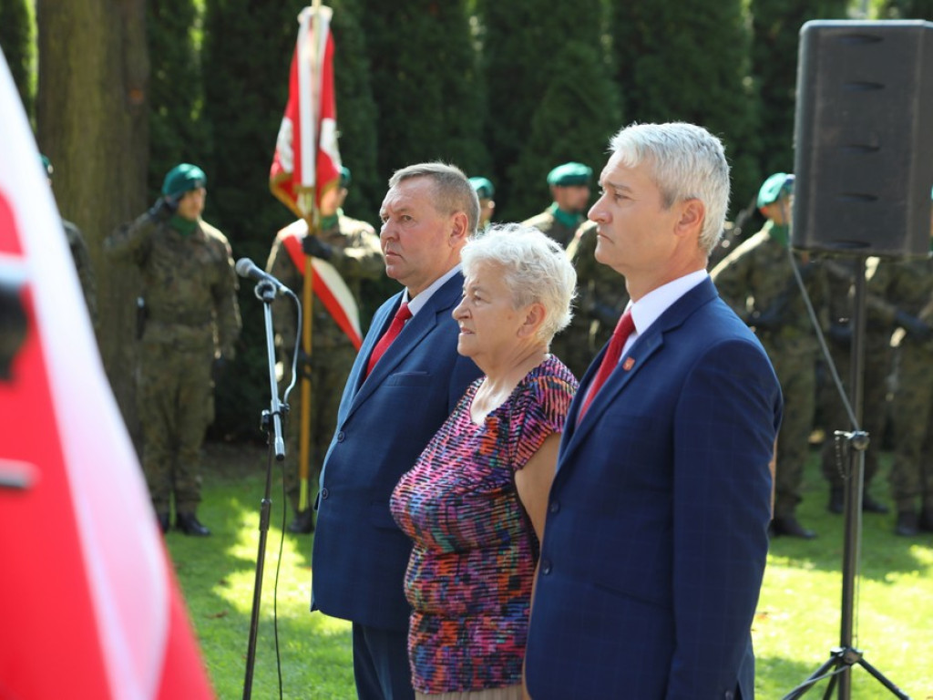 Hrubieszów: Obchody 84 rocznicy napaści ZSRR na Polskę i Dnia Sybiraka [ZDJĘCIA]