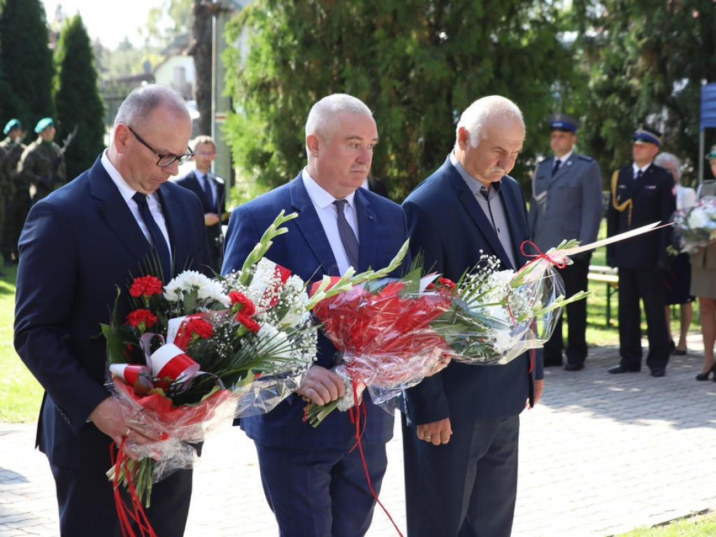 Hrubieszów: Obchody 84 rocznicy napaści ZSRR na Polskę i Dnia Sybiraka [ZDJĘCIA]