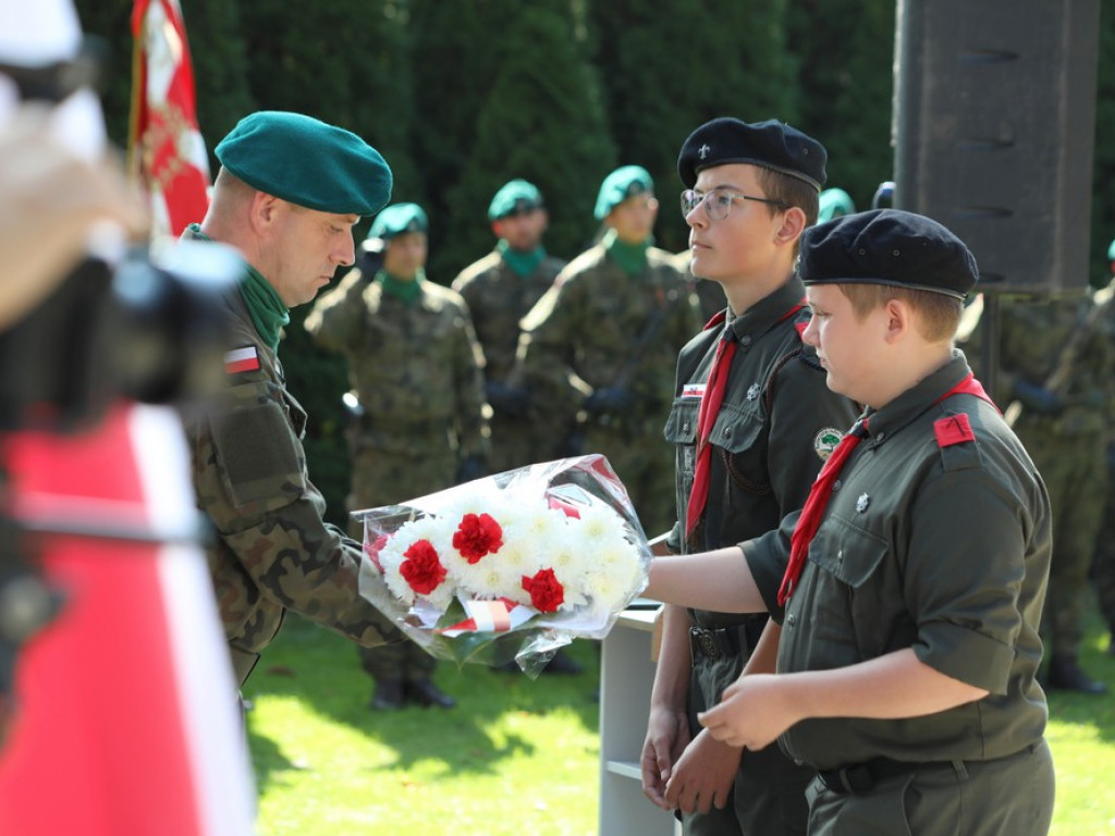 Hrubieszów: Obchody 84 rocznicy napaści ZSRR na Polskę i Dnia Sybiraka [ZDJĘCIA]