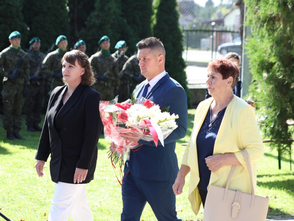Hrubieszów: Obchody 84 rocznicy napaści ZSRR na Polskę i Dnia Sybiraka [ZDJĘCIA]