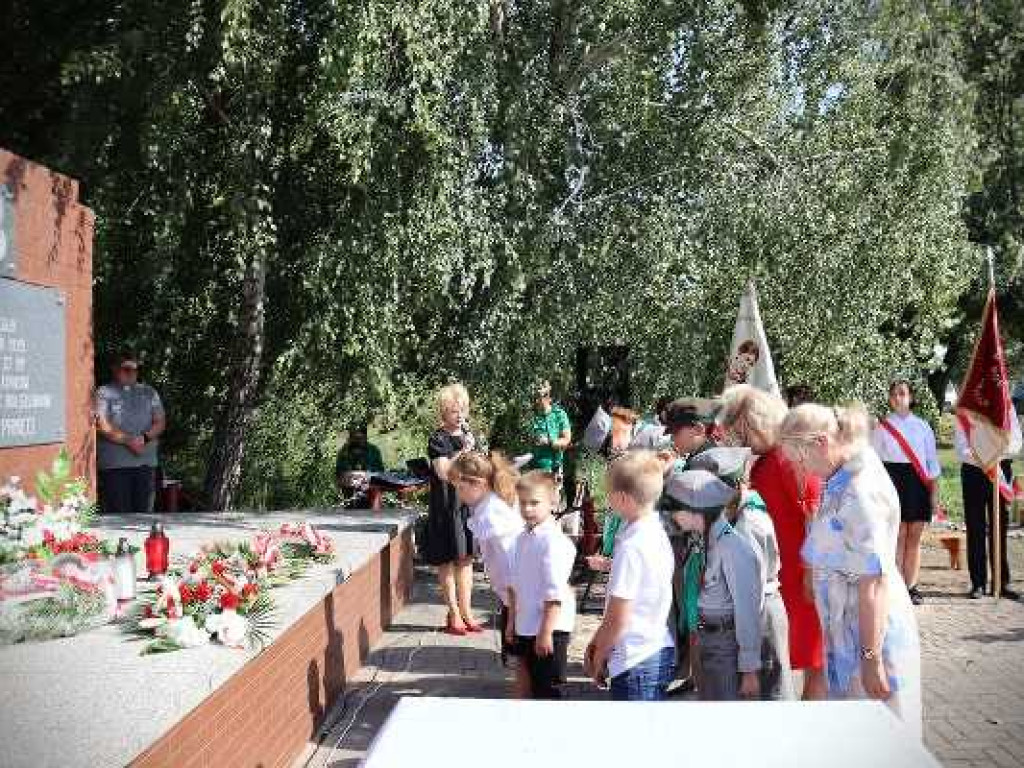 Obchody rocznicy agresji ZSRR na Polskę w Strzyżowie [ZDJĘCIA]