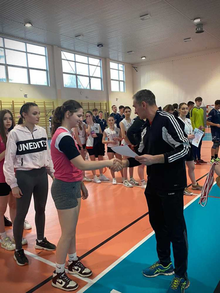 SZS. Podsumowanie współzawodnictwa sportowego w roku szkolnym 2022/2023. ZS nr 3 czwarty w województwie [ZDJĘCIA]