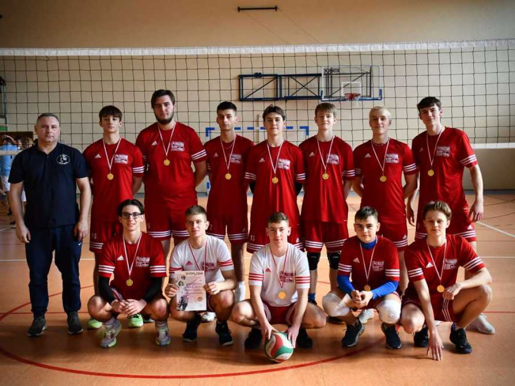 SZS. Podsumowanie współzawodnictwa sportowego w roku szkolnym 2022/2023. ZS nr 3 czwarty w województwie [ZDJĘCIA]