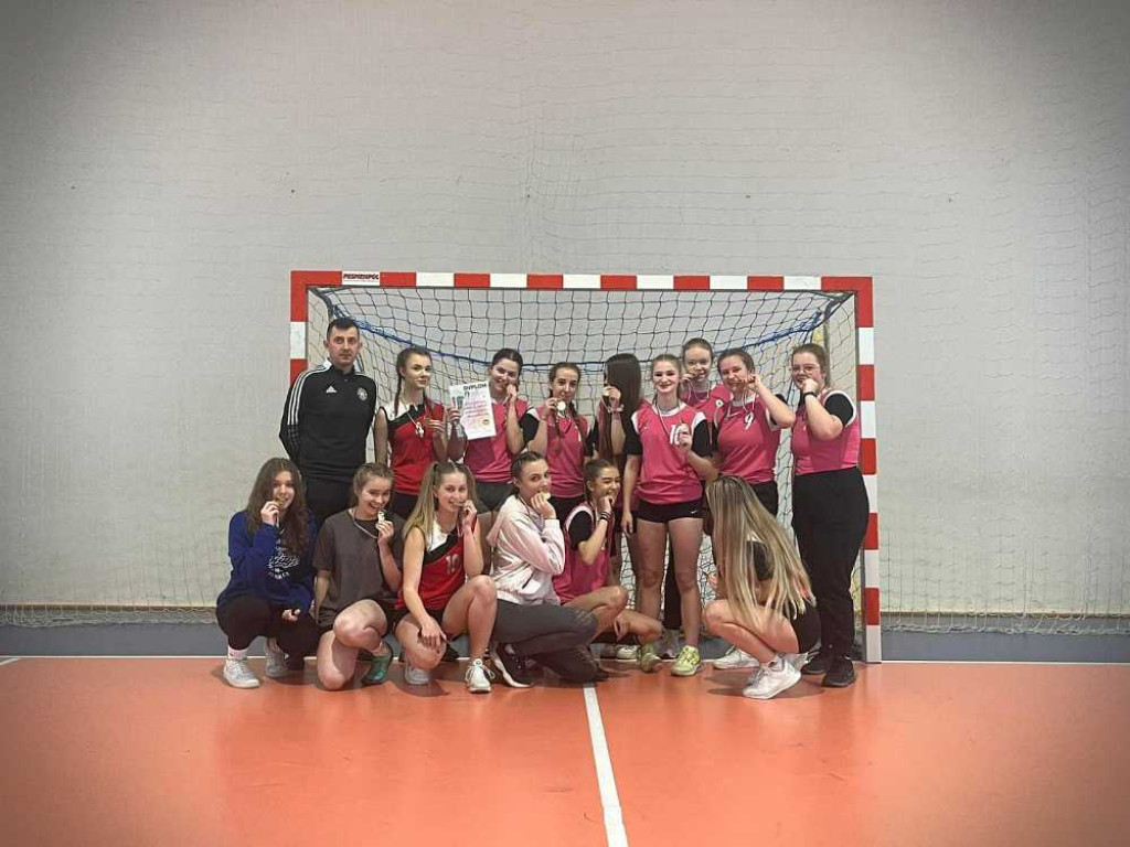 SZS. Podsumowanie współzawodnictwa sportowego w roku szkolnym 2022/2023. ZS nr 3 czwarty w województwie [ZDJĘCIA]