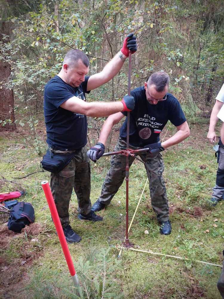 Hrubieszów: Przedstawiciele zespołu Hubal wzięli udział w pracach IPN na Litwie [ZDJĘCIA]