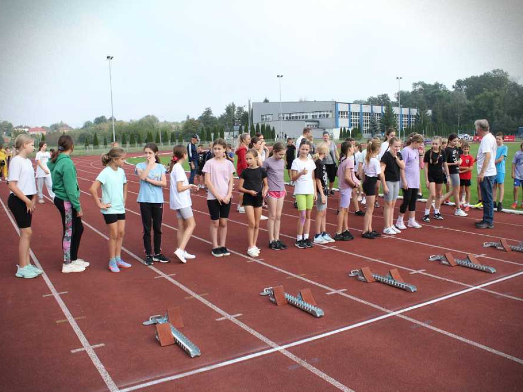 Ponad 500 osób wystartowało w Mistrzostwach Powiatu Hrubieszowskiego w Lekkiej Atletyce! [ZDJĘCIA]
