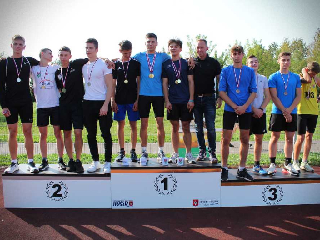 Ponad 500 osób wystartowało w Mistrzostwach Powiatu Hrubieszowskiego w Lekkiej Atletyce! [ZDJĘCIA]