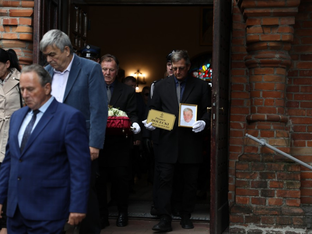 Hrubieszów: Pożegnanie śp. Zbigniewa Doleckiego [ZDJĘCIA]