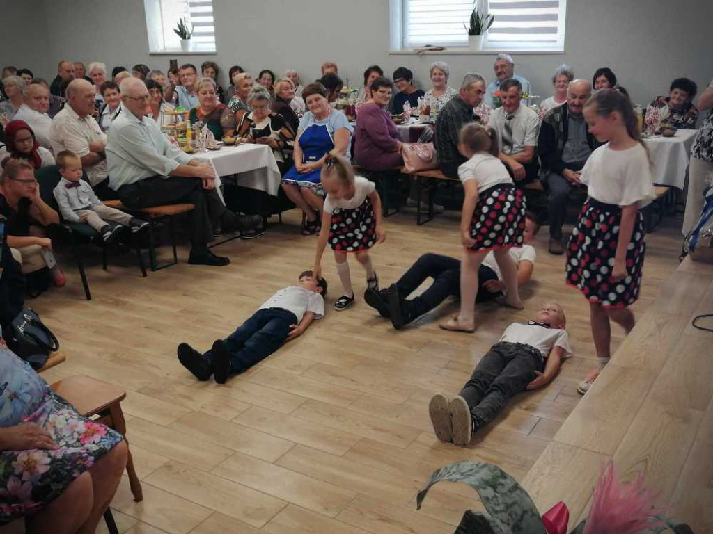 Dzień Seniora i kapsuła czasu... [ZDJĘCIA]