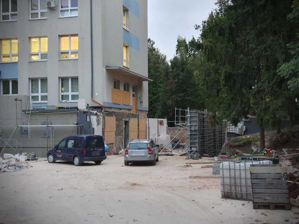 Hrubieszów: Trwa rozbudowa izby przyjęć [ZDJĘCIA]