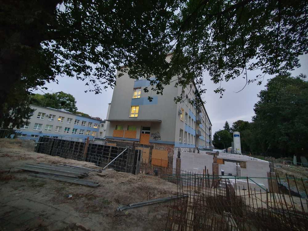 Hrubieszów: Trwa rozbudowa izby przyjęć [ZDJĘCIA]