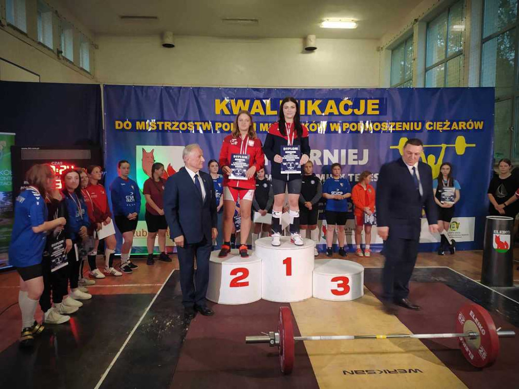 Kwalifikacje i turniej w podnoszeniu ciężarów [ZDJĘCIA]