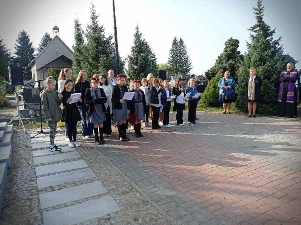 Rocznica mordu polskich żołnierzy i sanitariuszki [ZDJĘCIA]
