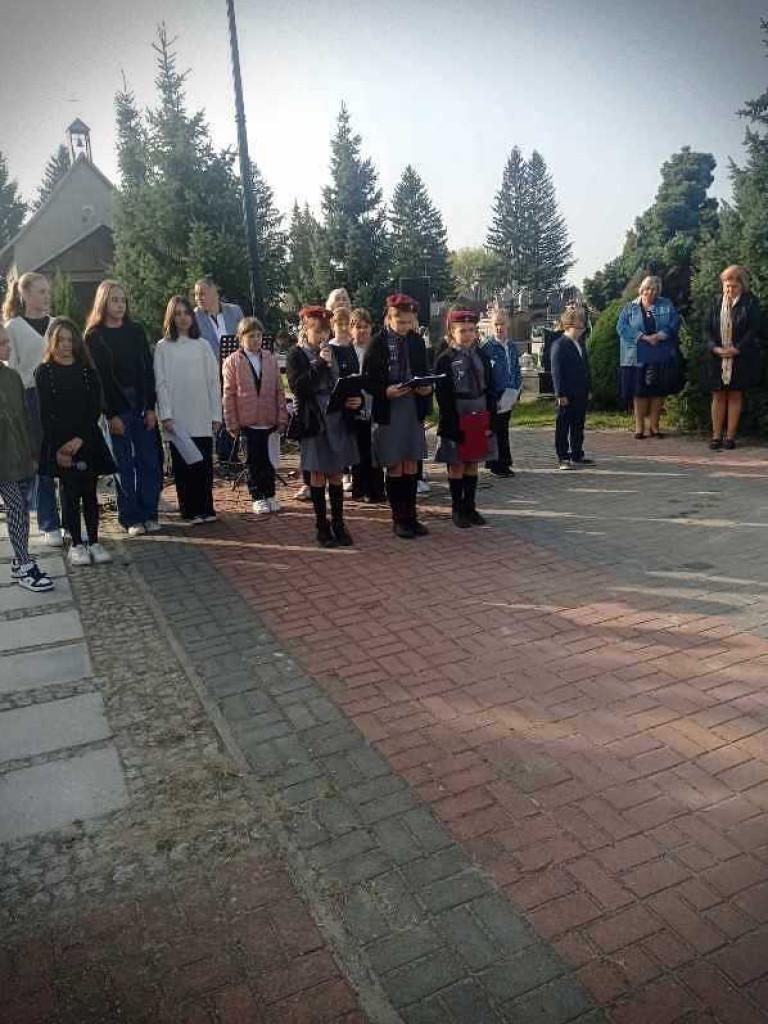 Rocznica mordu polskich żołnierzy i sanitariuszki [ZDJĘCIA]